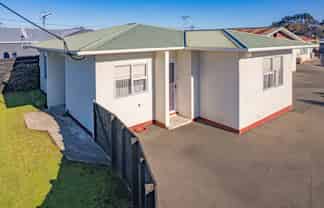 1/104 Alma Road, Gonville