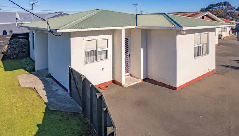 1/104 Alma Road, Gonville