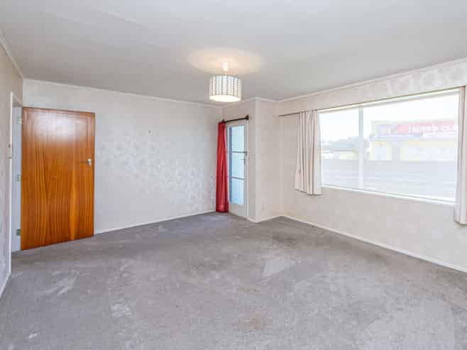 1/104 Alma Road, Gonville