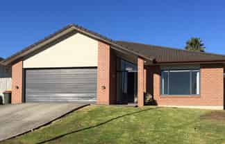 9 Dapple Place, Flat Bush