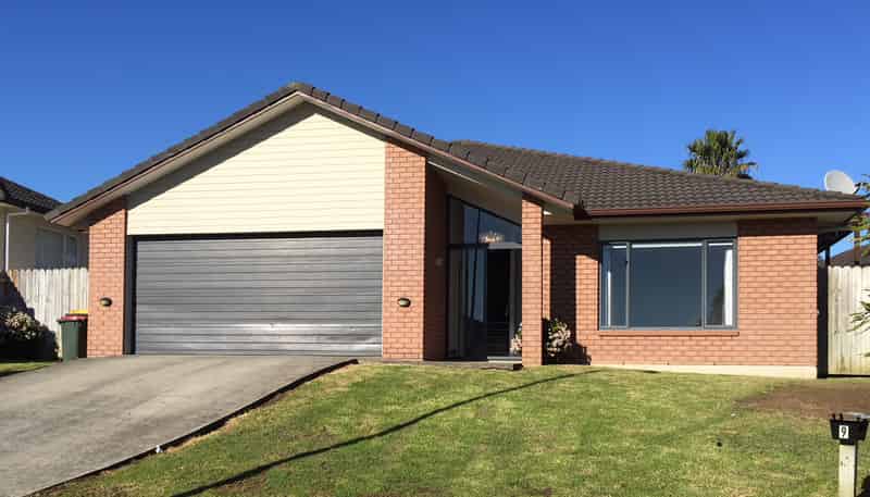 9 Dapple Place, Flat Bush
