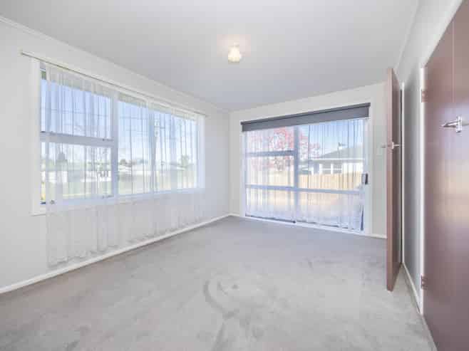 17 Keats Crescent, Enderley