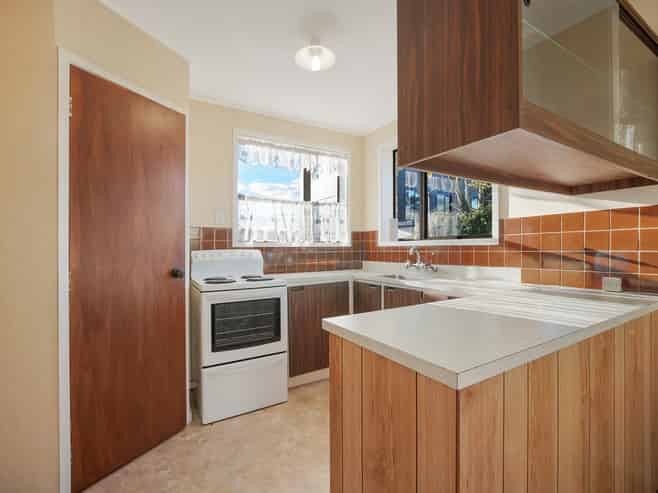 2/13 Northall Road, New Lynn