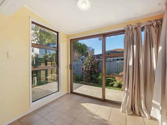 2/13 Northall Road, New Lynn