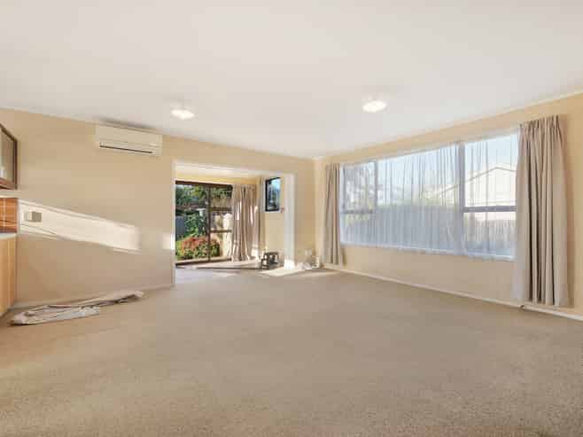 2/13 Northall Road, New Lynn