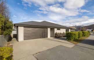 34/34A Cheltenham Road, Lower Shotover