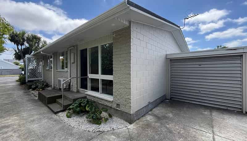 2/32 Kinloch Street, Saint Albans