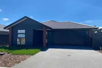 12 Pioneer Cres, Omokoroa