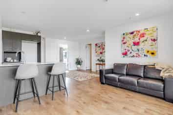 304/25 Bute Road, Browns Bay