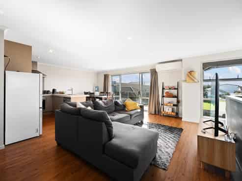 6 Stadium Lane, Whitiora
