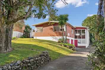 14 Parkland Crescent, Kamo