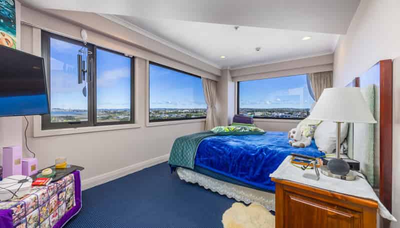 504/9-17 Byron Avenue, Takapuna
