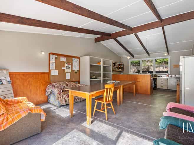 64 Cape Barrier Road, Great Barrier Island