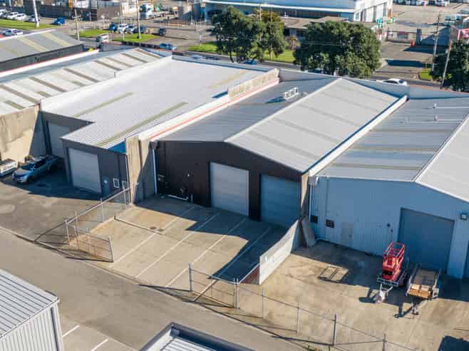 Prime Mount Owner Occupier Opportunity