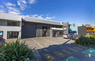 Prime Mount Owner Occupier Opportunity