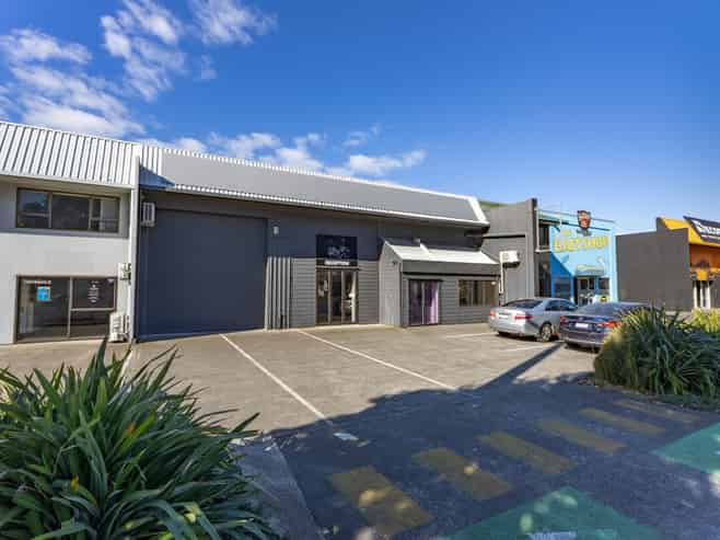 Prime Mount Owner Occupier Opportunity