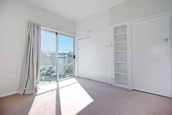 5 Takutai Avenue, Bucklands Beach