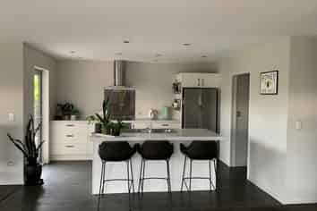 40 Little Oaks Drive, Yaldhurst