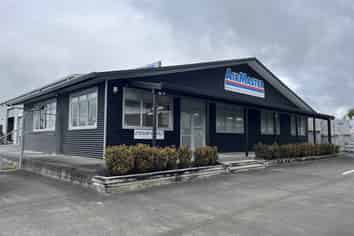 759sqm Industrial facility | 2,160sqm Yard