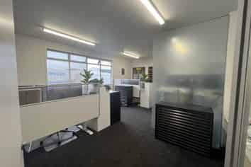759sqm Industrial facility | 2,160sqm Yard