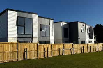 Lot 1&2/12 Butley Drive, Farm Cove