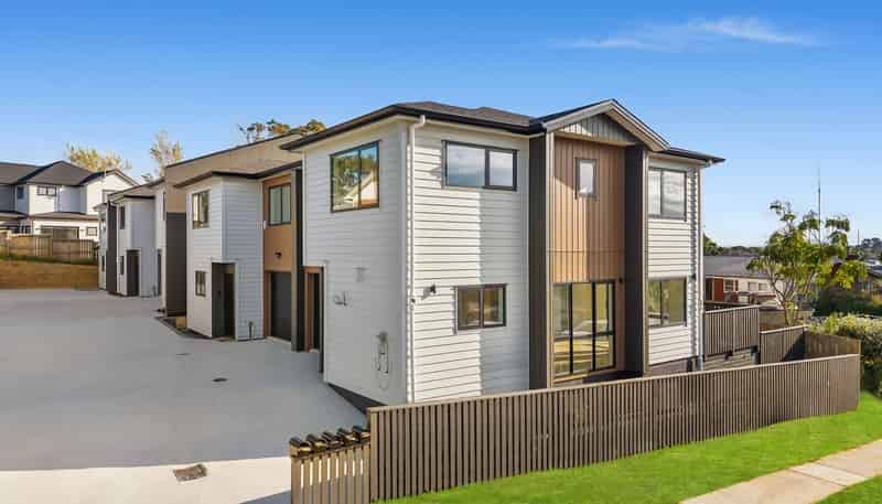 4 Glenmore Road, Sunnyhills