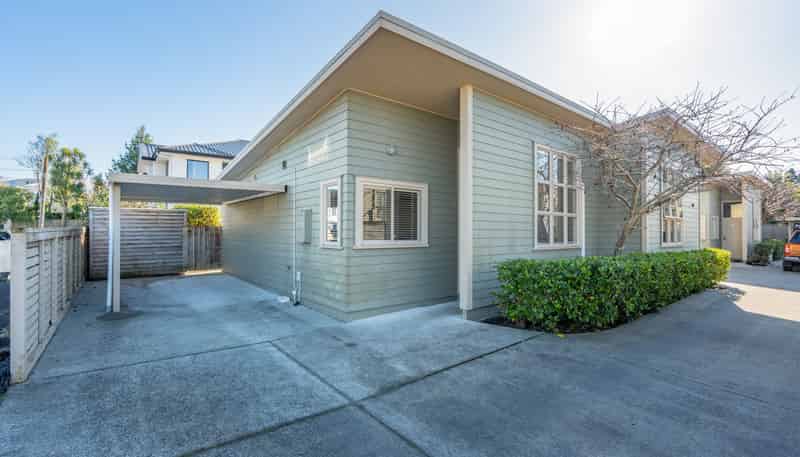 6A Gazeley Avenue, Silverdale