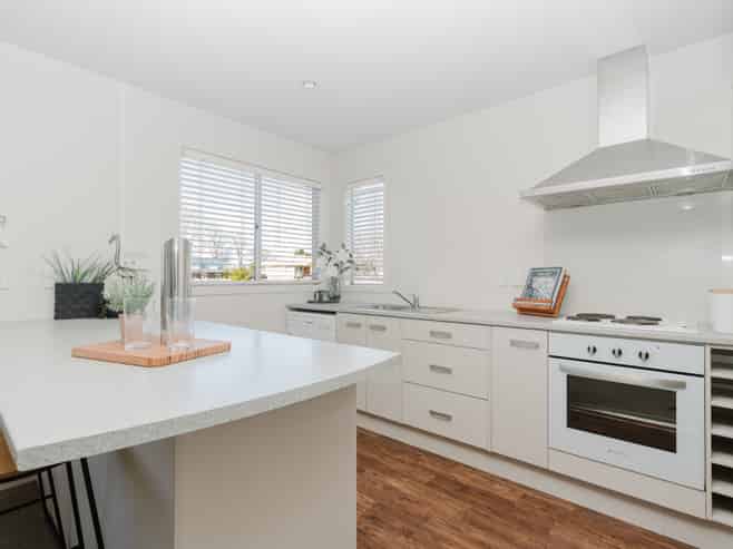 6A Gazeley Avenue, Silverdale