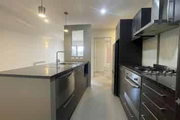 129/4 Wagener Place, Mount Albert