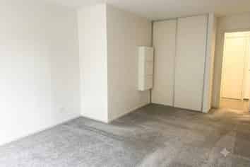 129/4 Wagener Place, Mount Albert