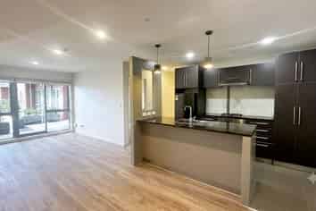 129/4 Wagener Place, Mount Albert