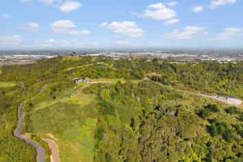 102 Griggs Road, East Tamaki