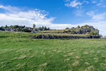 1270 Clifden Highway, Orawia