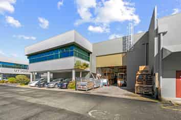 Albany Industrial Investment, Long-Term Occupier