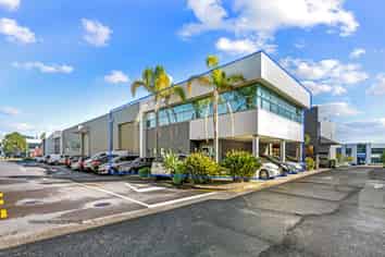 Albany Industrial Investment, Long-Term Occupier
