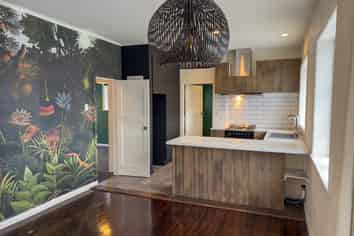 95 Atkin Ave, Mission Bay