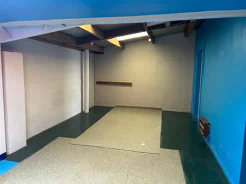 Affordable Office in Onekawa's Industrial Hub