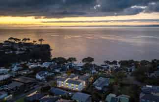 17D Rock Isle Road, Torbay