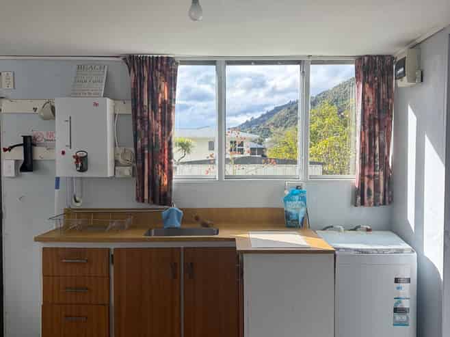 74 Moana View Road, Waikawa