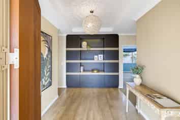 2 Fairhurst Place, Rolleston