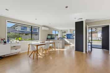 364 One Tree Point Road, One Tree Point