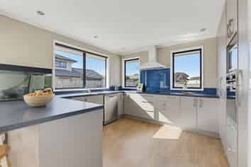 364 One Tree Point Road, One Tree Point