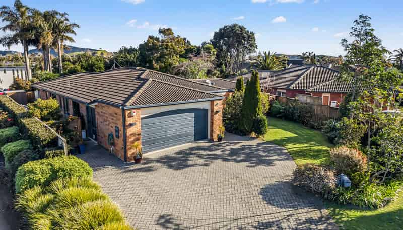 16 Saint Kilda Place, Papamoa