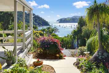 4 Mary Hassett Street, Mangonui
