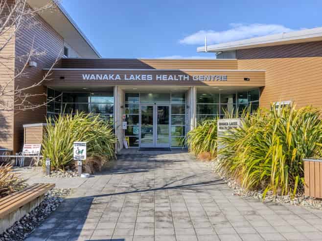 Lakes Health Centre - Trophy Medical Investment