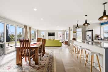 2 Brompton Close, Richmond Heights