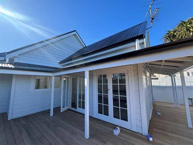 Ponsonby Character Corner-Site Villa