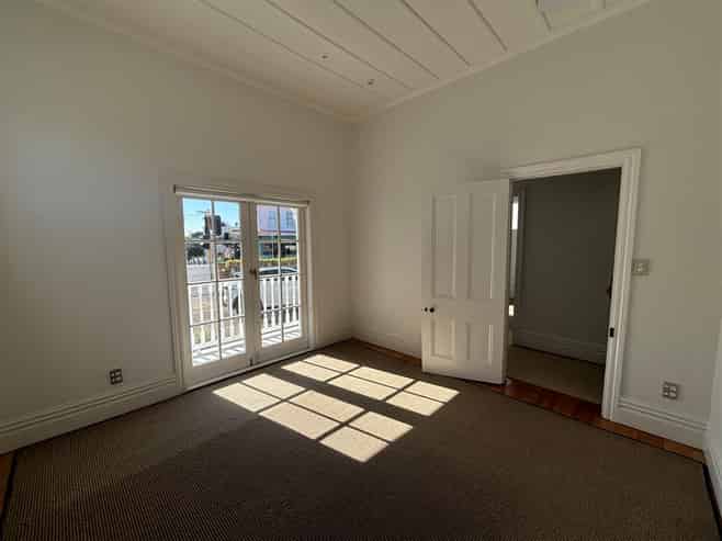 Ponsonby Character Corner-Site Villa