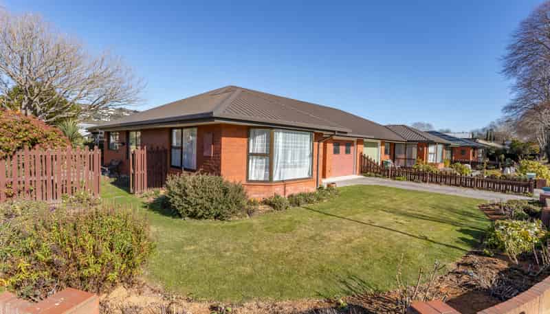 1/1 Thorrington Road, Cashmere