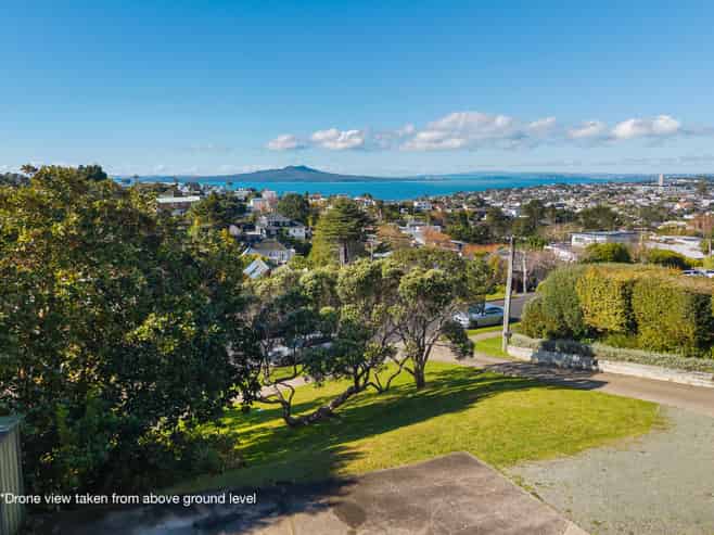 29A Parr Terrace, Castor Bay